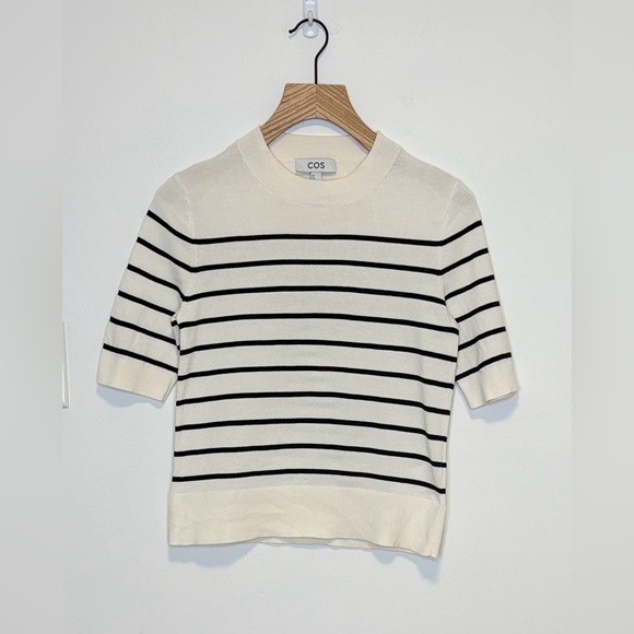 COS Short-Sleeve Knitted T-Shirt , sz : small - Picture 3 of 8